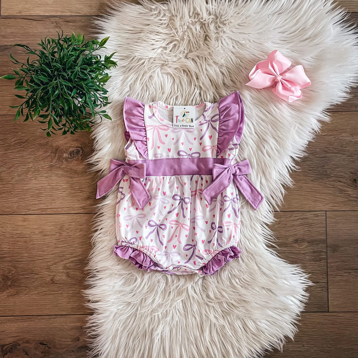 Bow & Hearts Confetti Baby Bubble | Twocan