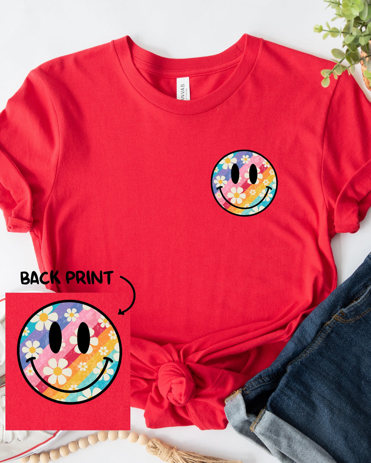 Daisy Smiles | Graphic Tee