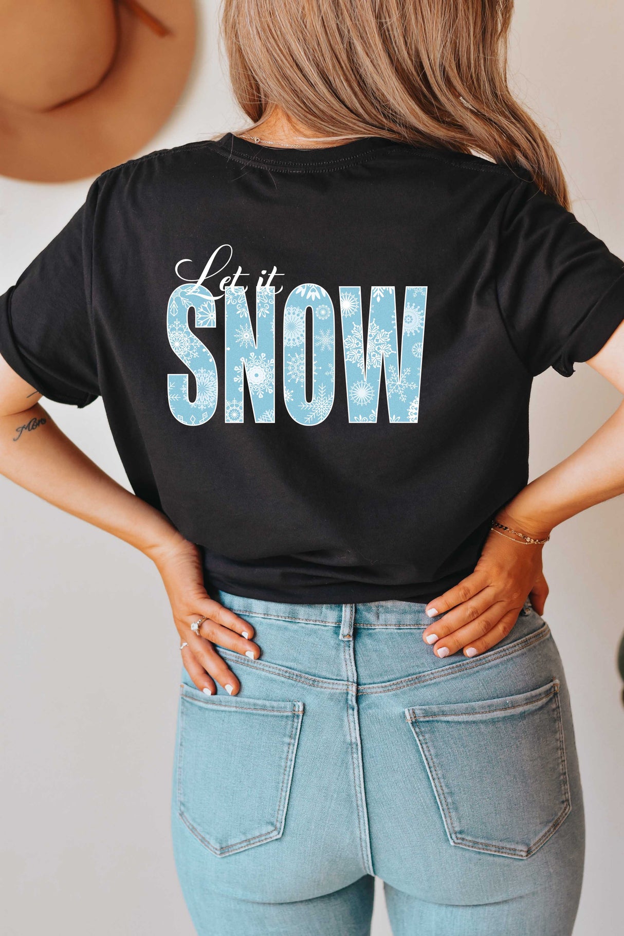 Let it Snow | Graphic Tee