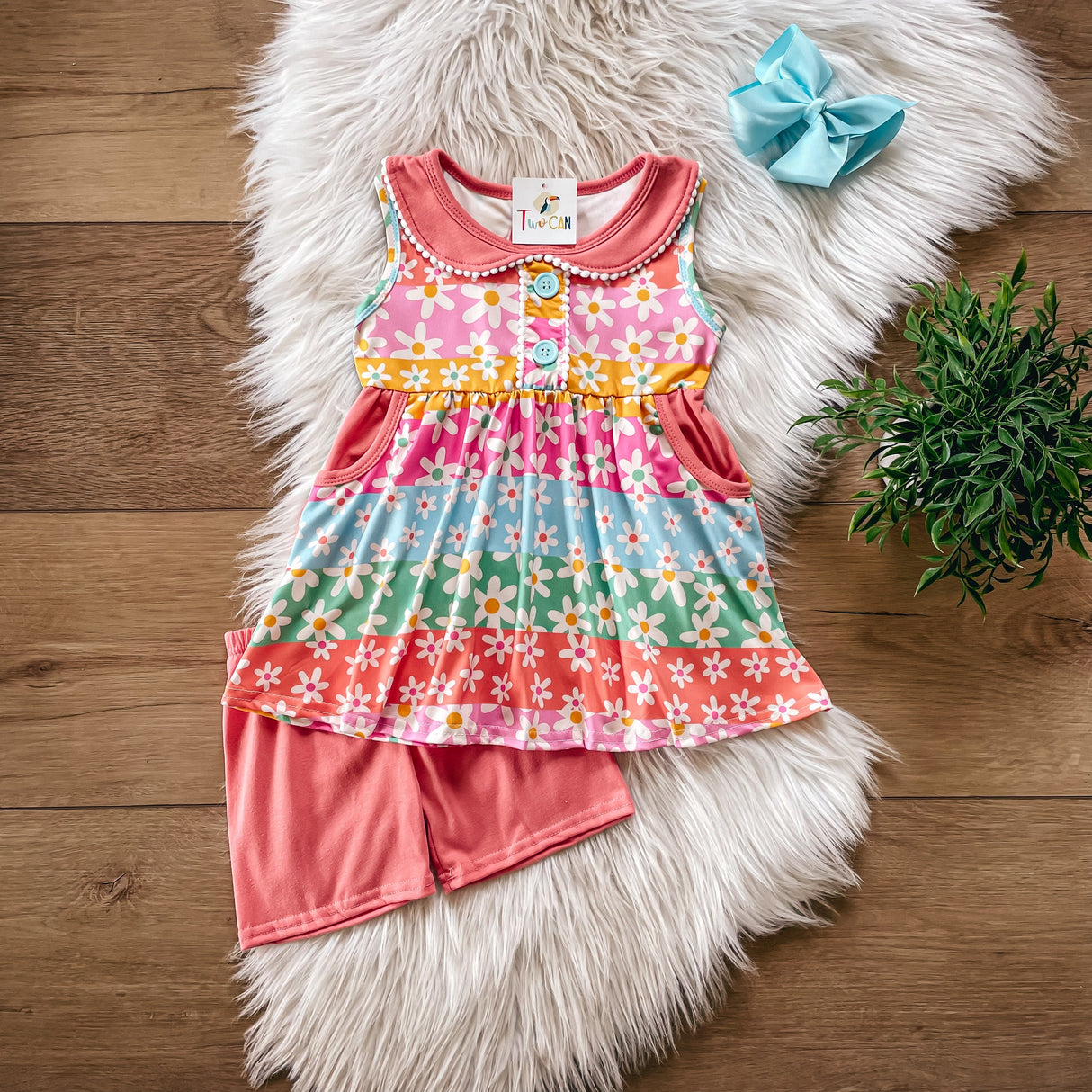 Dancing Daisies Shorts Set by Twocan