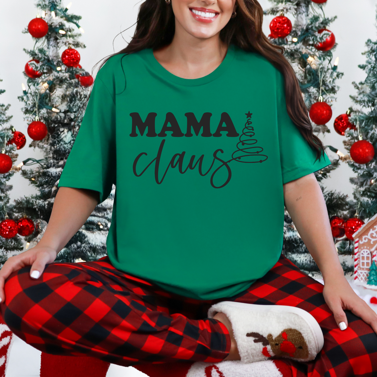 Mama Claus | Graphic Tee