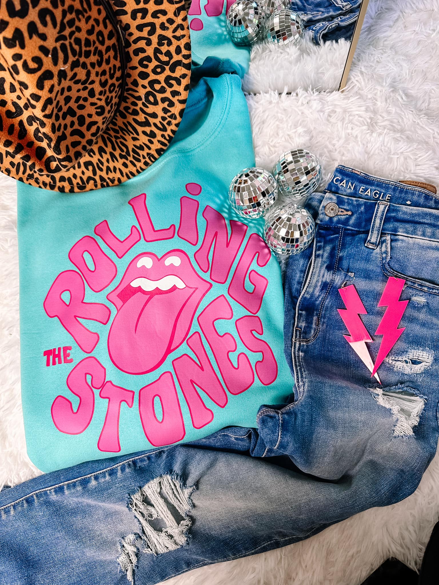 Pink Rolling | Women's Graphic Sweatshirt