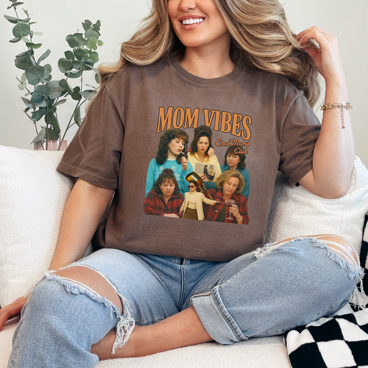 Mom Vibes |  Graphic Tee