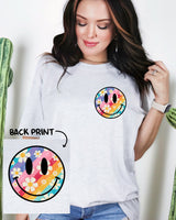 Daisy Smiles | Graphic Tee